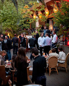 Caf&eacute; Sch&ouml;ne Aussichten in Hamburg, Germany
